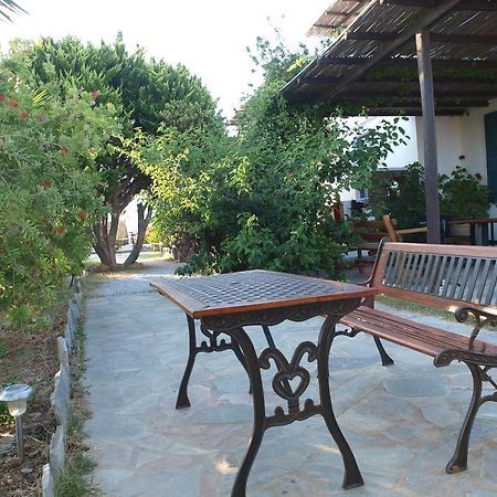 Fassolou Aparthotel Faros Exterior foto